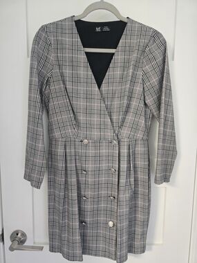 Zara Grey Plaid Long Sleeve Dress with Subtle Pink Lines
